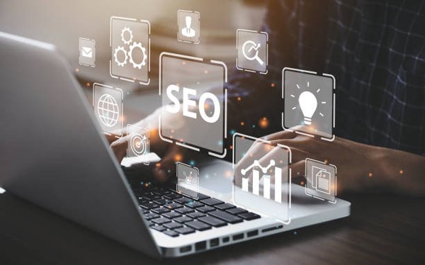 Maximisez votre visibilité en ligne avec un consultant seo Lyon